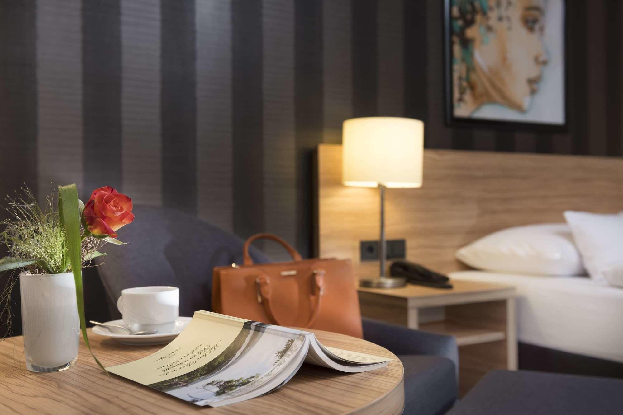 Maritim Hotel Konigswinter Bagian luar foto